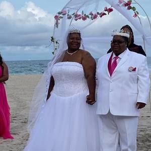 Meet your Posher, Alexandria